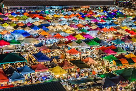 best markets in bangkok.